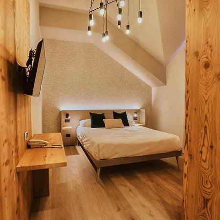 Albergo Meuble Vecchio Scarpone Бачено Екстериор снимка